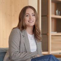 Alice Bolton Gough Headshot