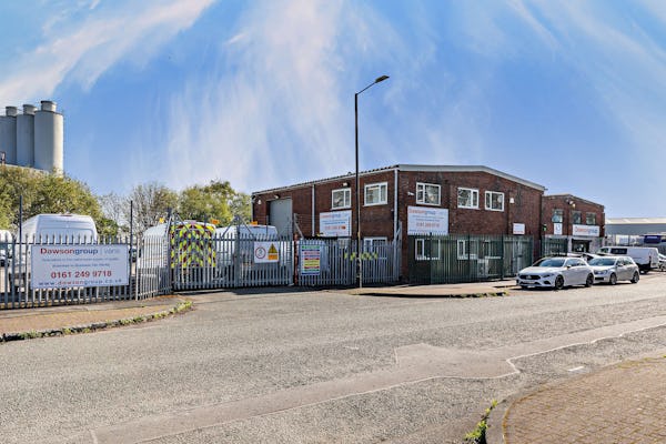 Estate Image