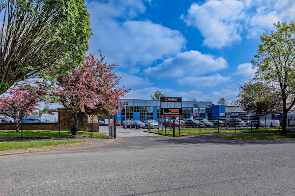 Estate Image