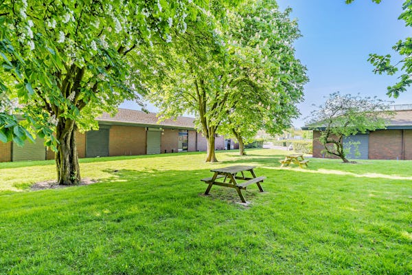 Estate Image