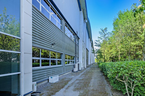 Estate Image