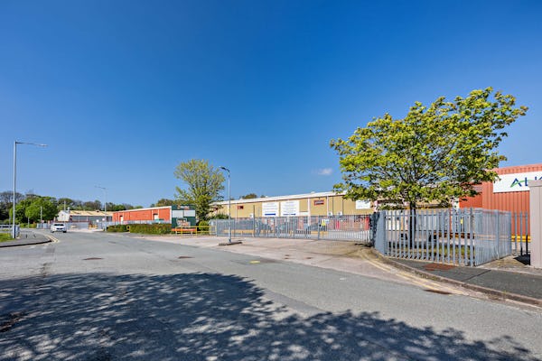 Estate Image