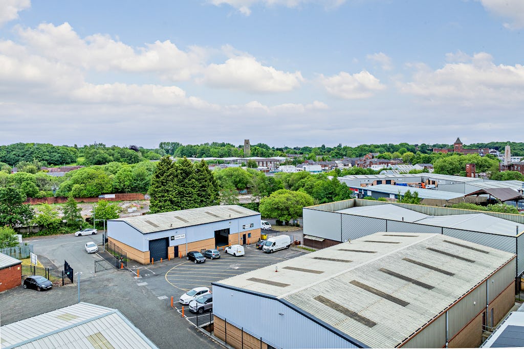 Estate Image