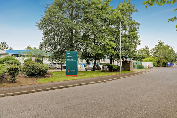 Estate Image