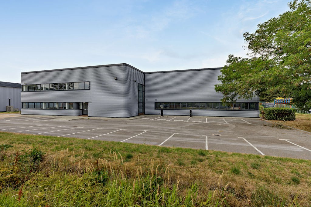 Estate Image
