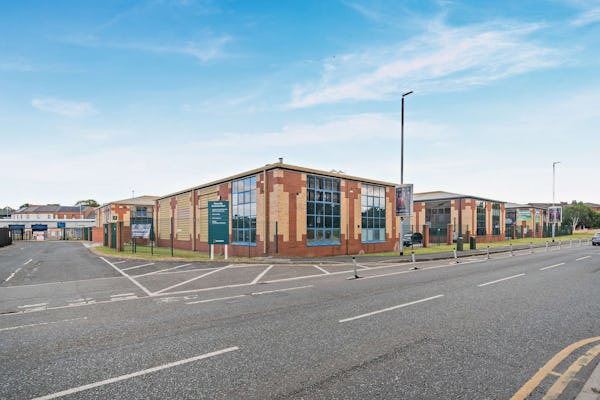 Estate Image