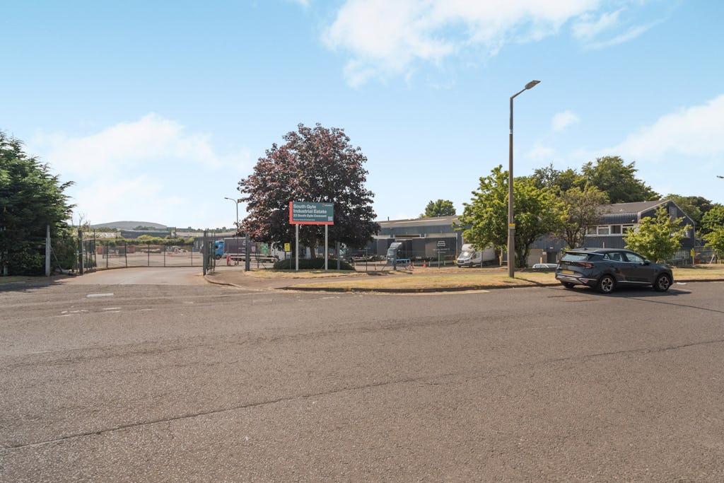 Estate Image