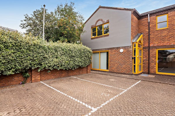 Estate Image