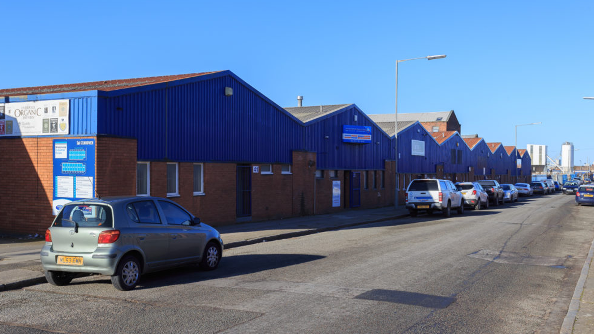 3009sq ft Industrial unit to let in Brasenose Road, L20 8HL Indurent