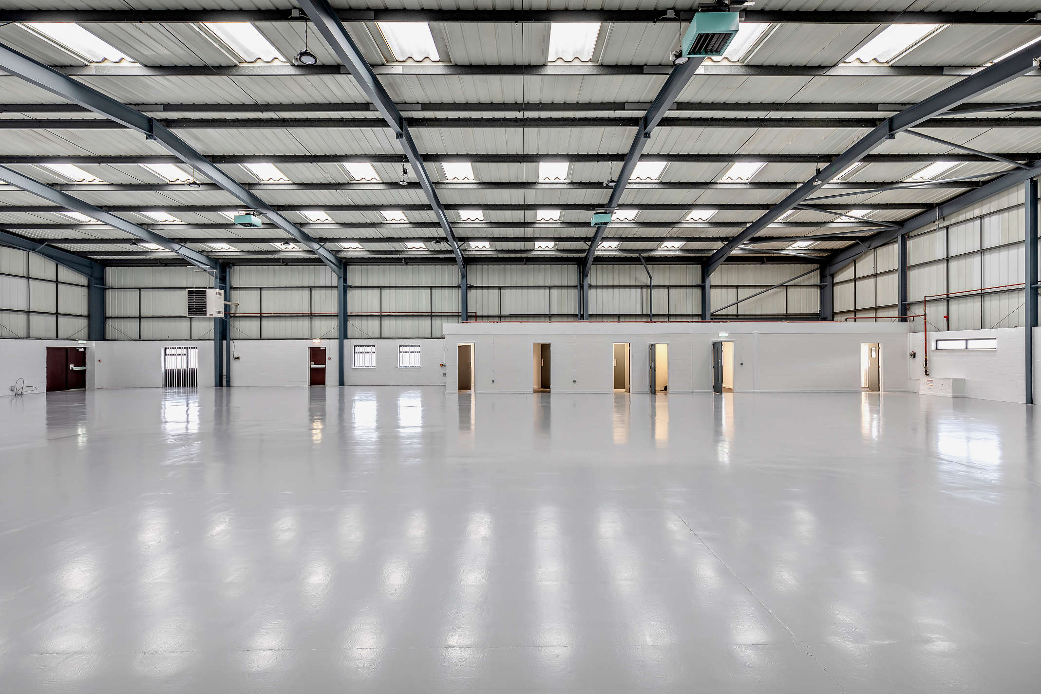 9954sq-ft-industrial-unit-to-let-in-wetmore-road-de14-1qt-indurent